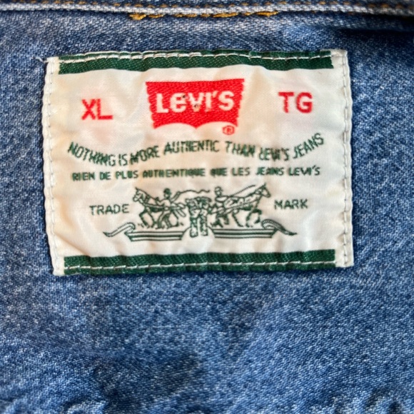 Levis Vintage 100% Cotton Denim/Jean Shirt - Picture 3 of 4